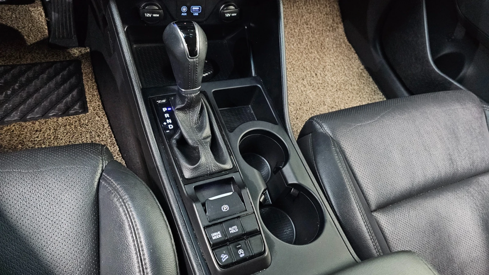 Hyundai Tucson All New Tucson 1.6 CRDi 4WD Modern| 4x4| , снимка 8 - Автомобили и джипове - 54803224