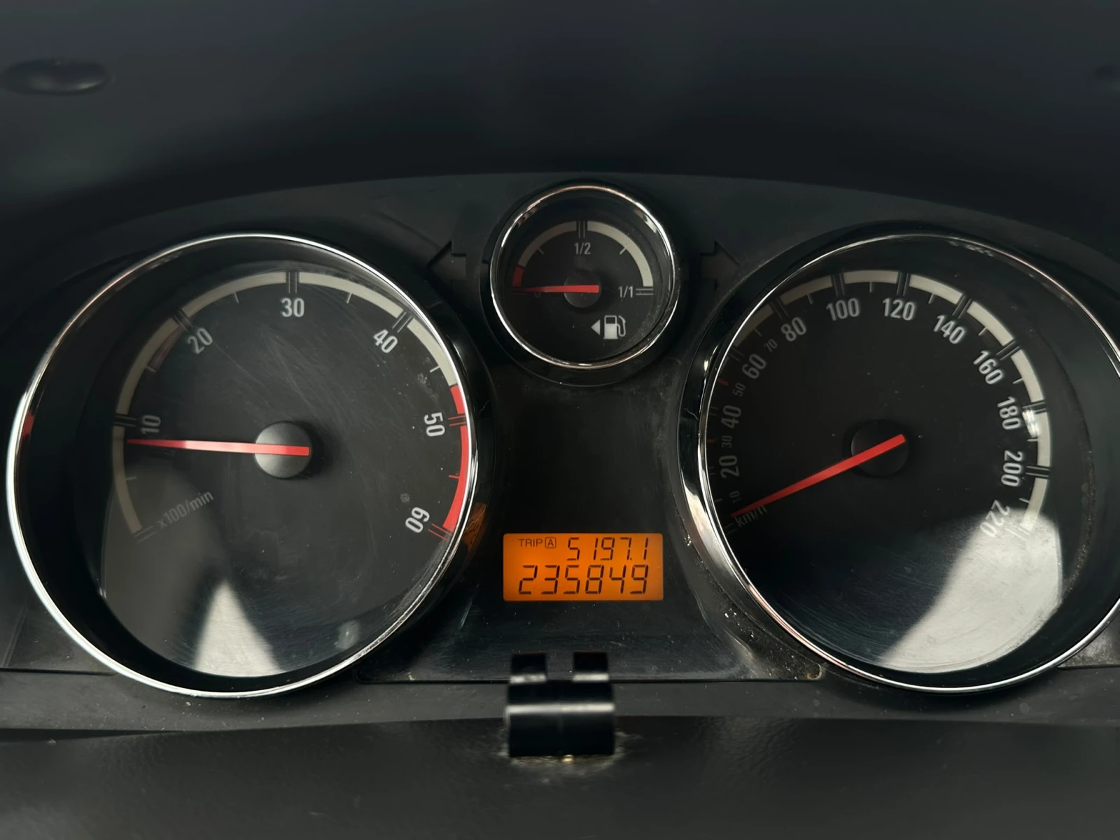 Opel Antara / 2.0 CDTI / 126HP / EDITION PLUS /, снимка 14 - Автомобили и джипове - 55274071
