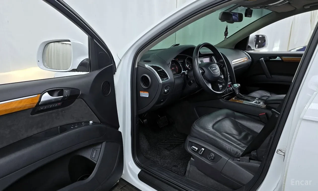 Audi Q7 3.0 TDI QUATRO, снимка 3 - Автомобили и джипове - 55351964