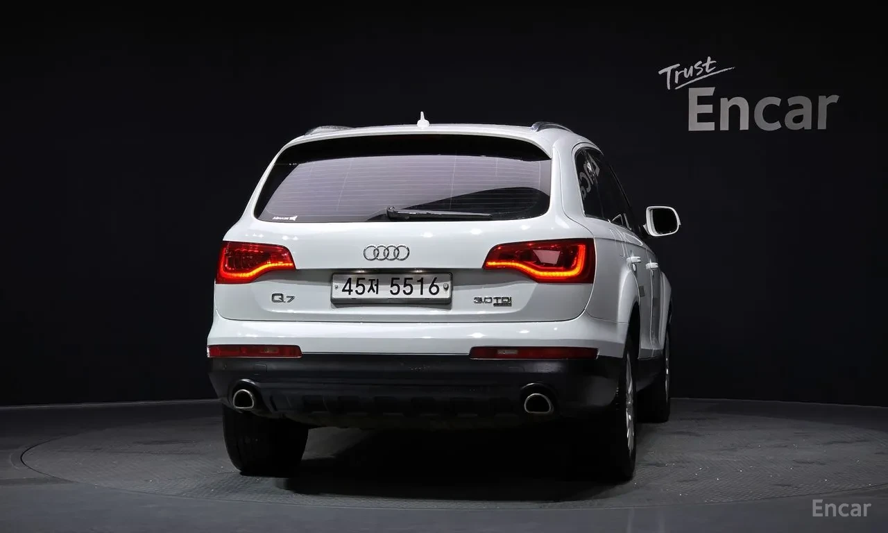 Audi Q7 3.0 TDI QUATRO, снимка 2 - Автомобили и джипове - 55351964
