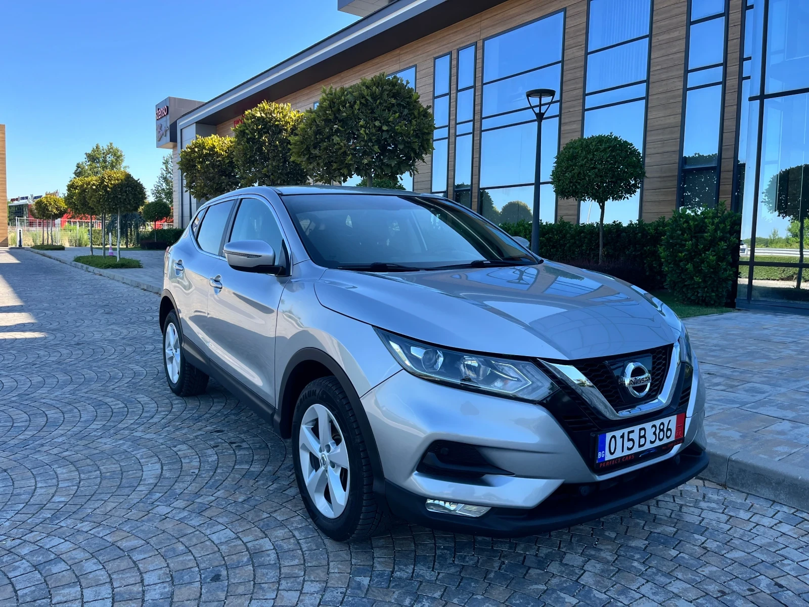 Nissan Qashqai 1.5DCi 110к.с.* Facelift * Android Navigation * To, снимка 7 - Автомобили и джипове - 55420119
