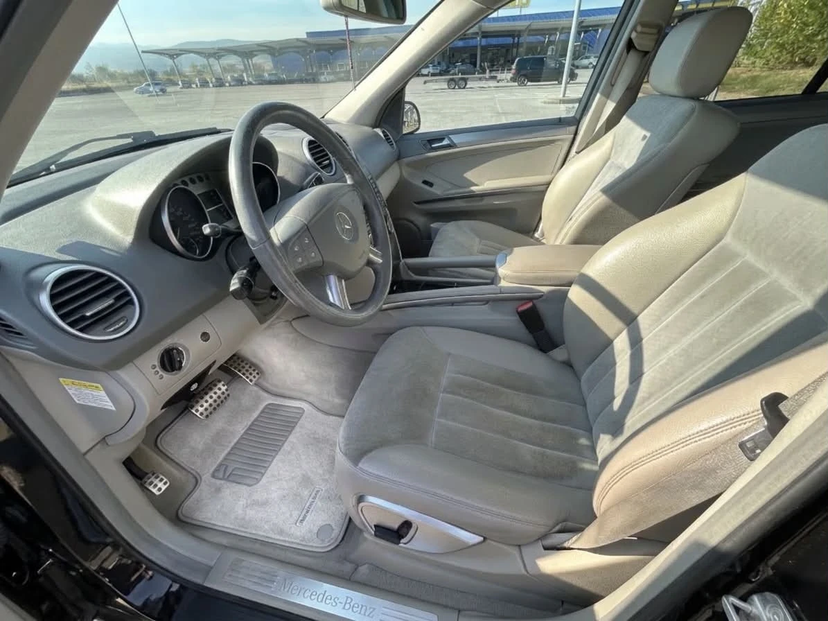 Mercedes-Benz ML 320, снимка 8 - Автомобили и джипове - 56634757