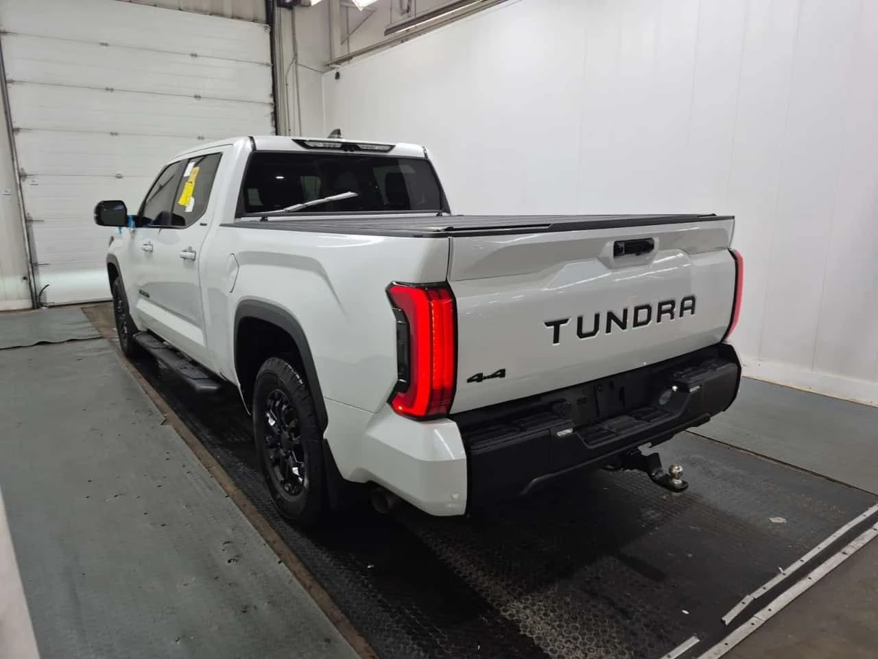 Toyota Tundra * 4x4 Crewmax Long Bed Limited Hybrid Crew Cab Std | Mobile.bg � ����������� 5