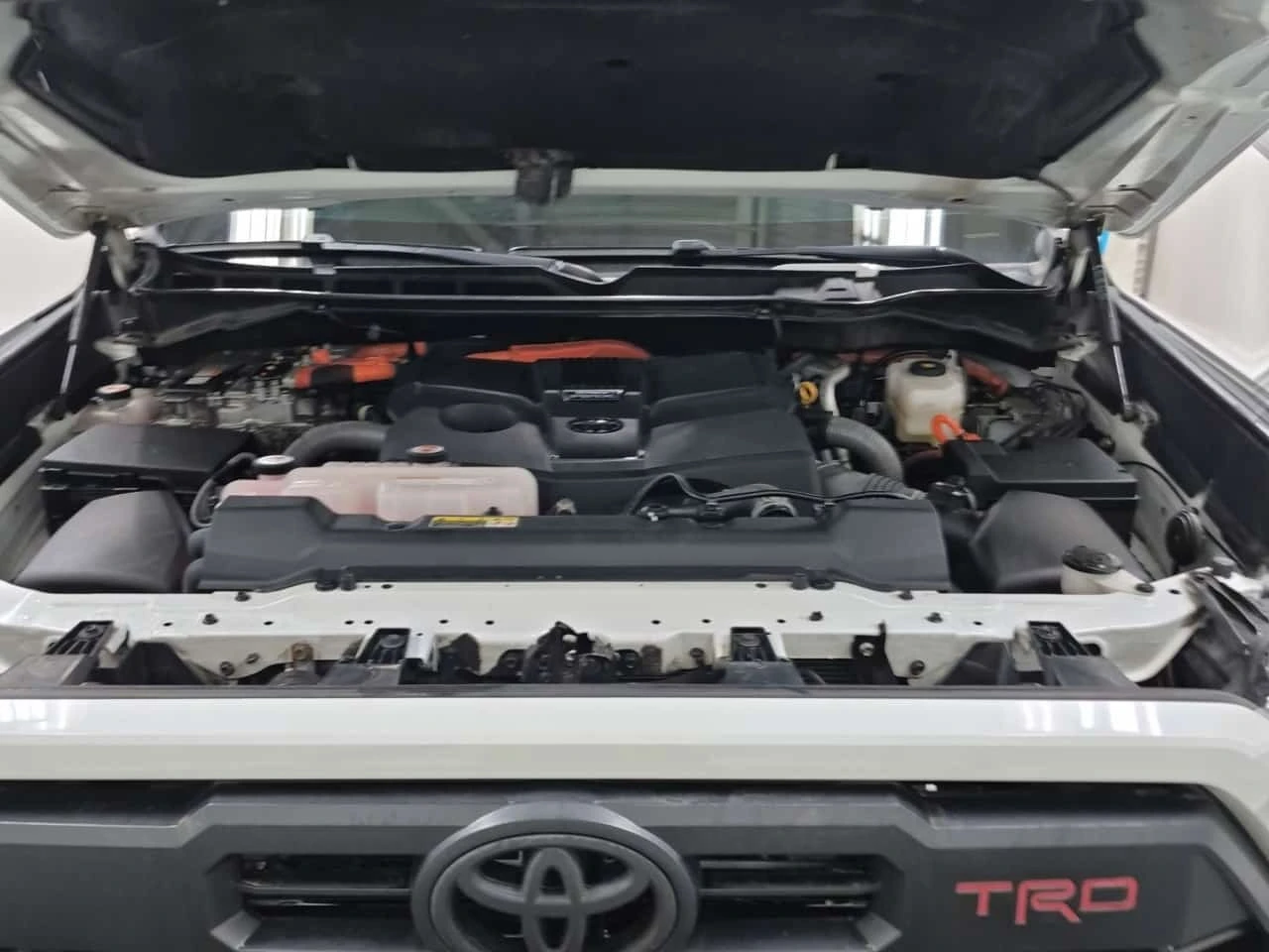 Toyota Tundra * 4x4 Crewmax Long Bed Limited Hybrid Crew Cab Std | Mobile.bg � ����������� 17