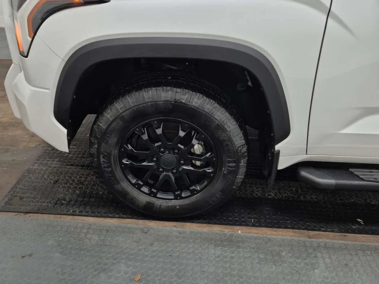 Toyota Tundra * 4x4 Crewmax Long Bed Limited Hybrid Crew Cab Std | Mobile.bg � ����������� 6