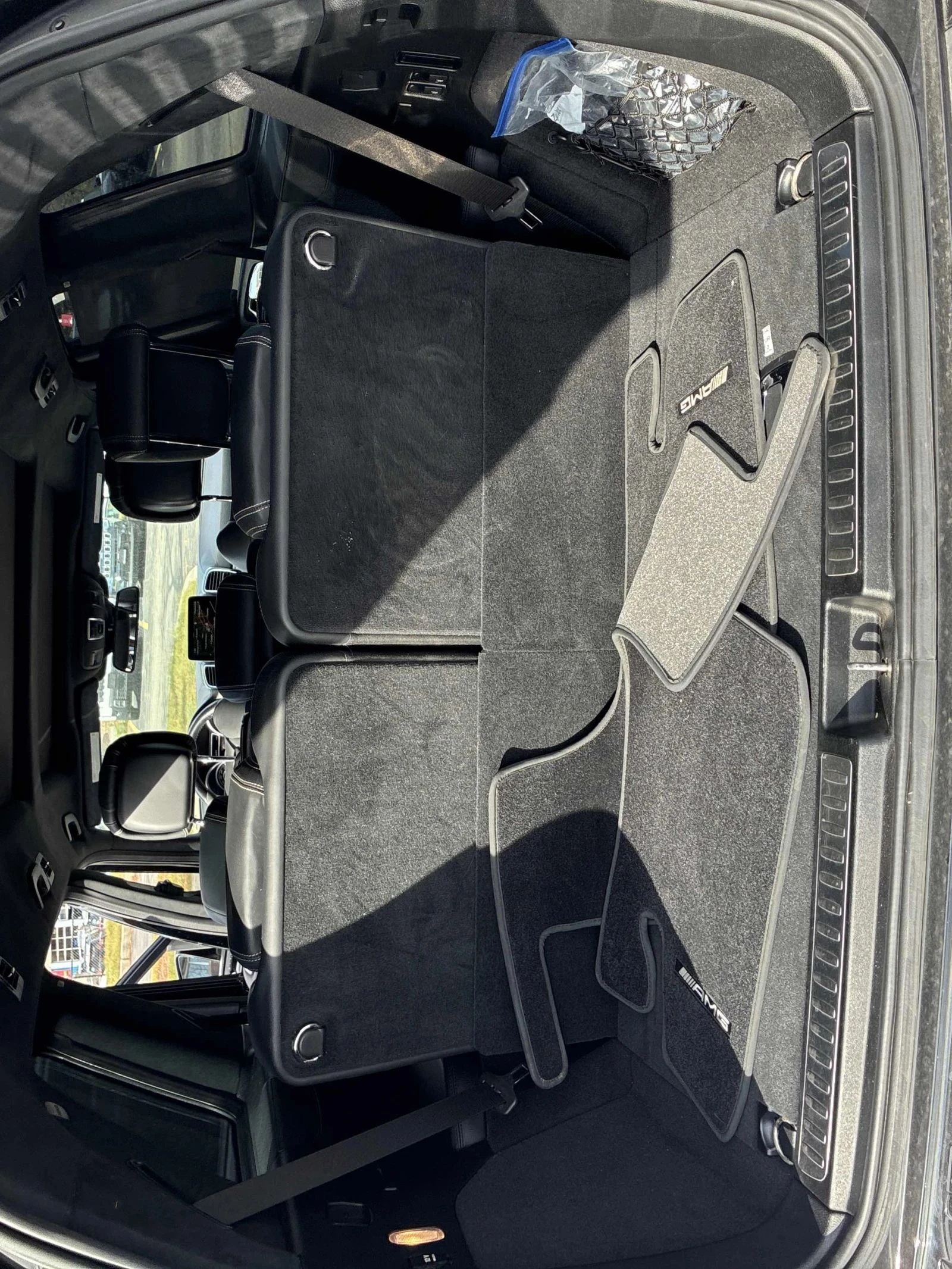 Mercedes-Benz GLS 63 AMG, снимка 14 - Автомобили и джипове - 56700335