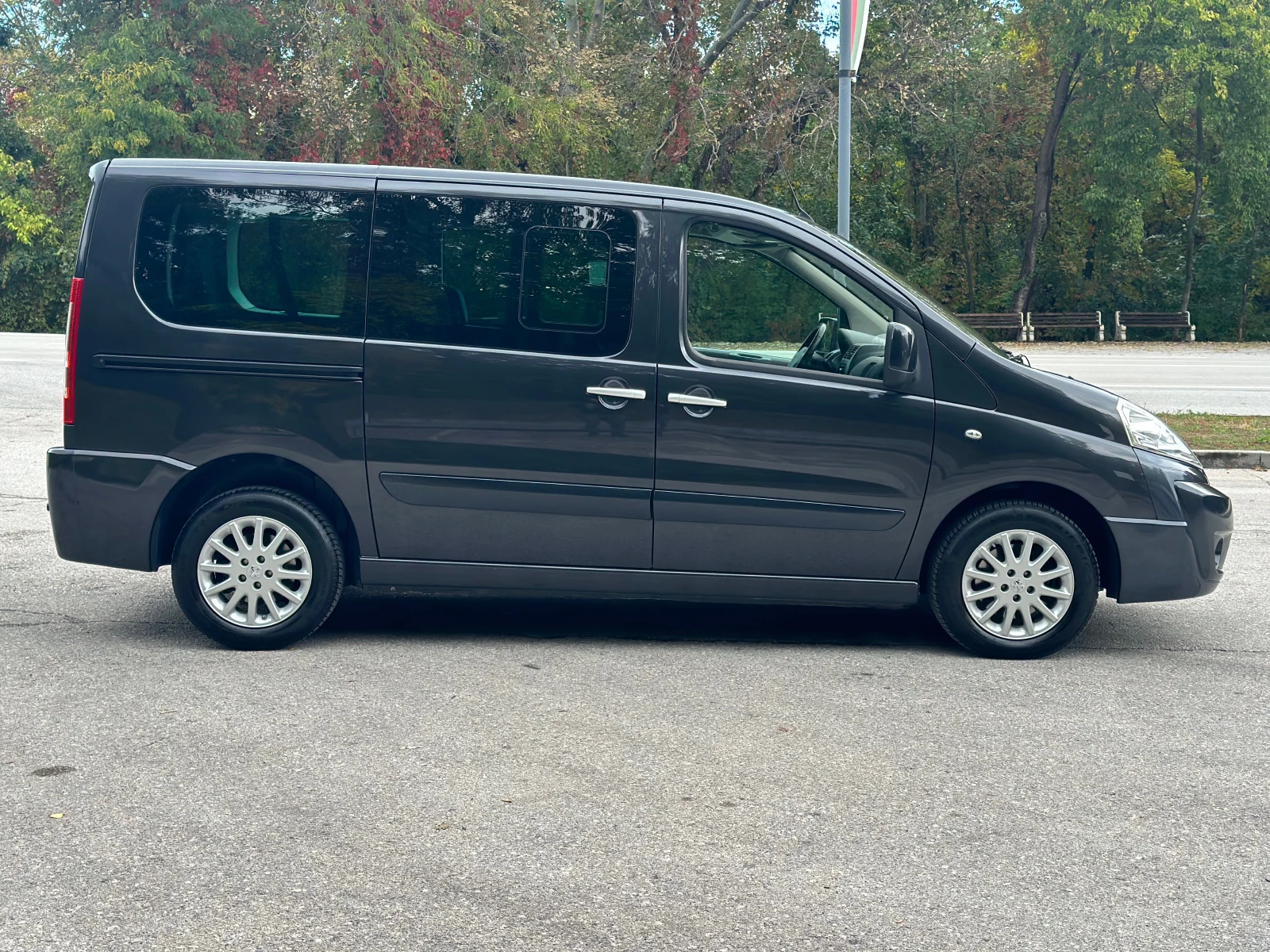 Peugeot Expert Tepee* 2.0HDI* 163kc* Navi* 5+ 1 - изображение 6