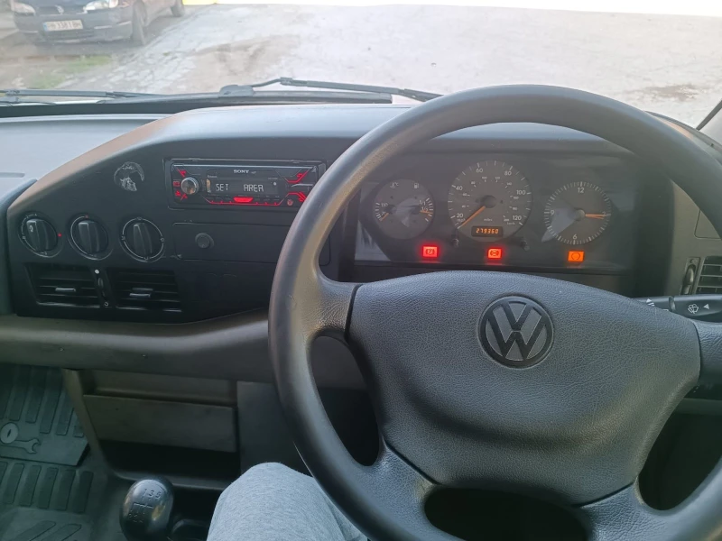 VW Lt 35 TDI LWB, снимка 10 - Камиони - 52846975
