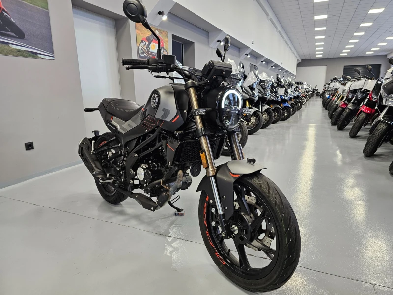 Benelli 125 Leoncino 125ie, кат.А1, 2023г.