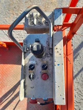 Автовишка Друга марка Ножична Skyjack SJ8831 12м, снимка 10