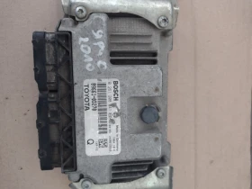 89661-0D270  компютър двигател за TOYOTA YARIS 1.0 vvti Bosch 0 261 208 841, снимка 1 - Части - 47608881