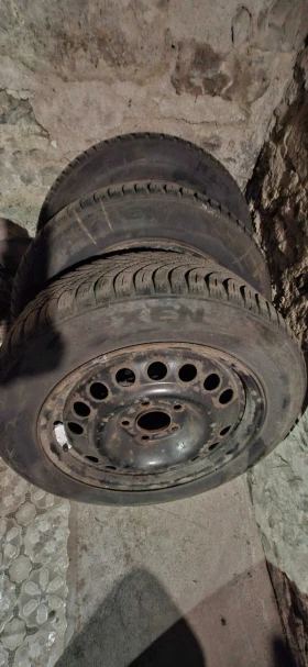Гуми с джанти Nexen 185/60R15, снимка 1