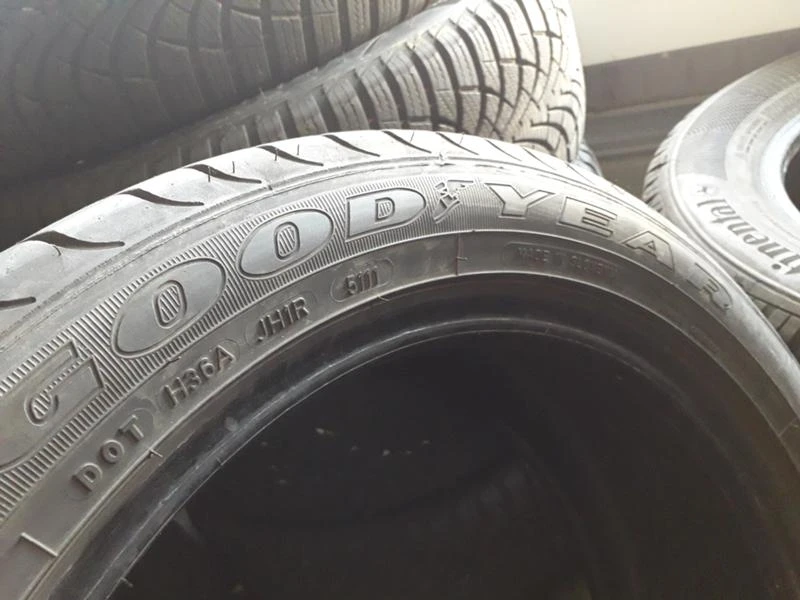 Гуми Летни 215/50R17, снимка 6 - Гуми и джанти - 24666144