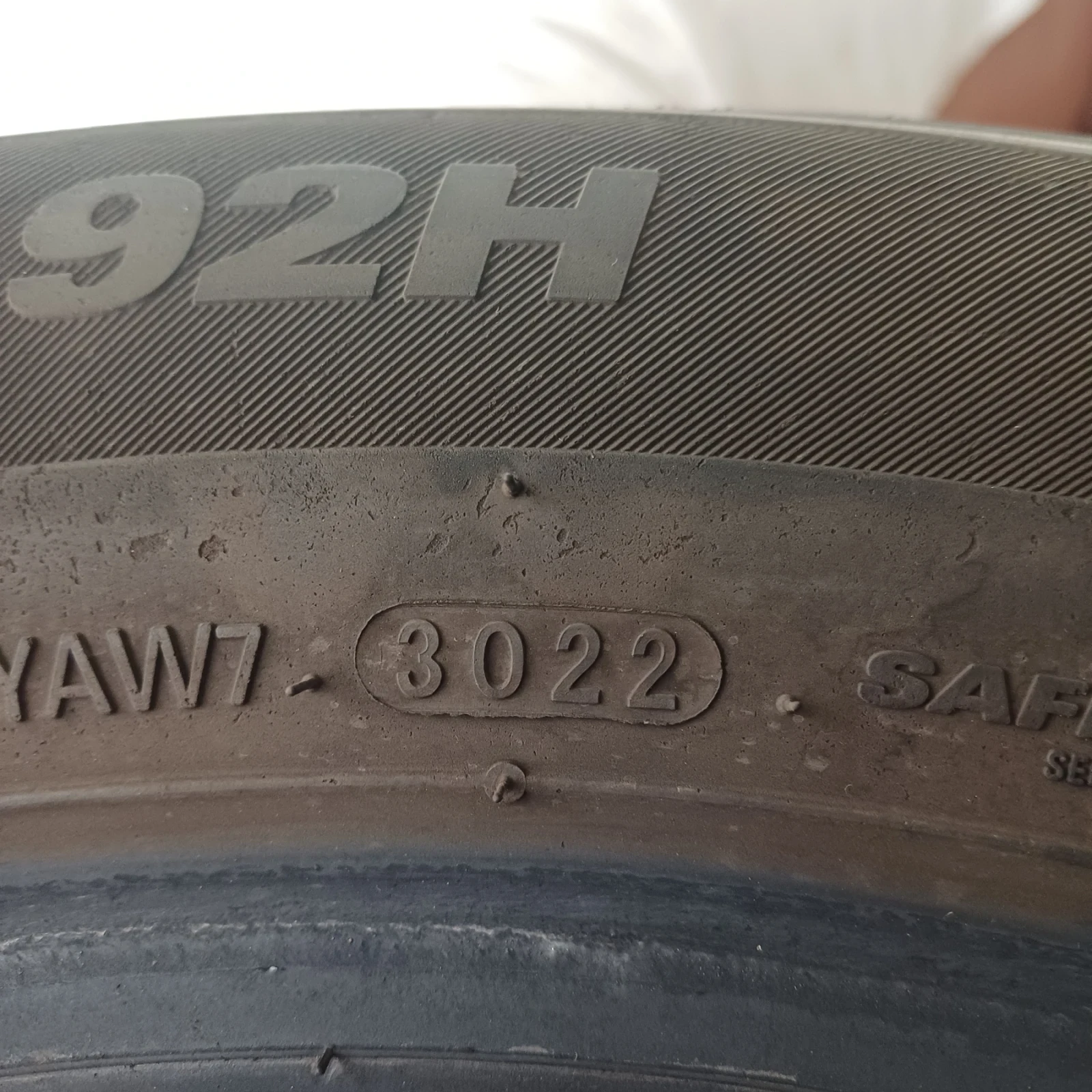 ���� 205/60R16 | Mobile.bg � ����������� 2