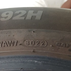 Гуми Зимни 205/60R16, снимка 2 - Гуми и джанти - 52668748