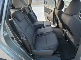 Toyota Verso 2.0 D4D FaceLift Navi Камера 7-местна, снимка 10