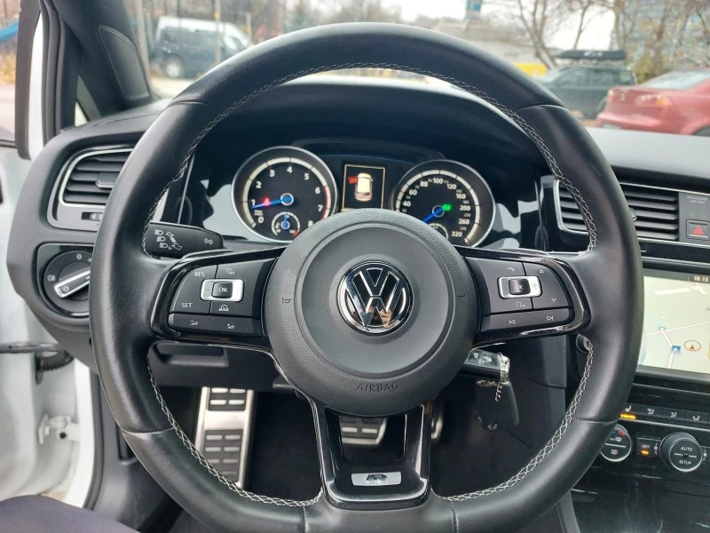 VW Golf 7 R 2,0TSI 300ps 4x4, снимка 9 - Автомобили и джипове - 38920627