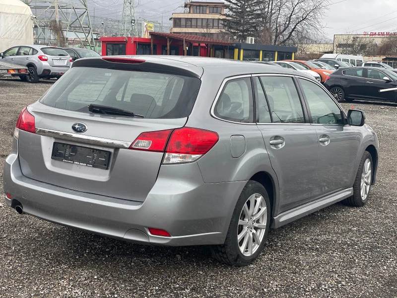 Subaru Legacy 2.5i Lineartronic 4x4 Xenon Швейцария , снимка 4 - Автомобили и джипове - 48024324