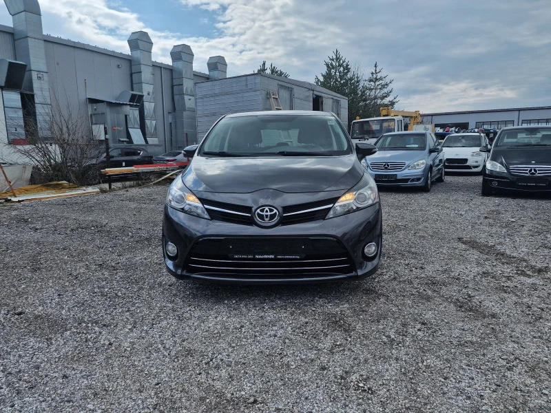 Toyota Verso 1.6 D4D 7 Места НАВИ КАМЕРА, снимка 1 - Автомобили и джипове - 44777755