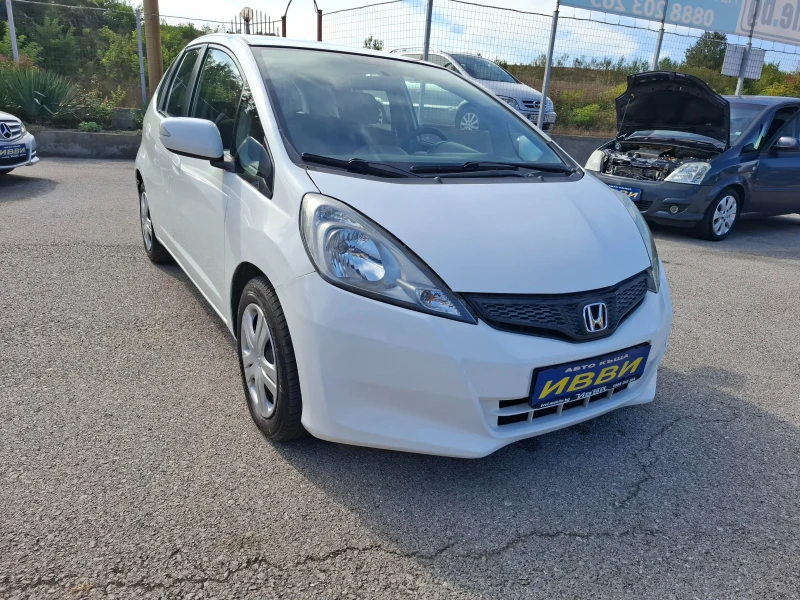 Honda Jazz 1.4 VVTI FACE LIFT, снимка 2 - Автомобили и джипове - 47340025