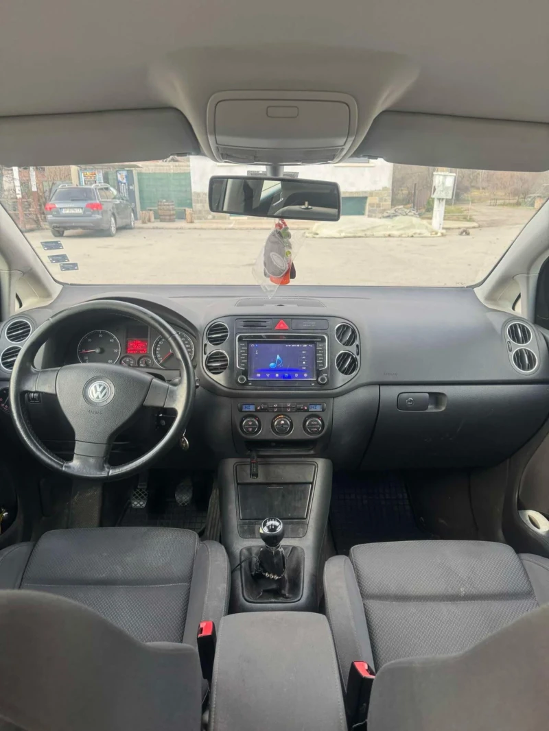 VW Golf Plus 1.9, снимка 14 - Автомобили и джипове - 48559622