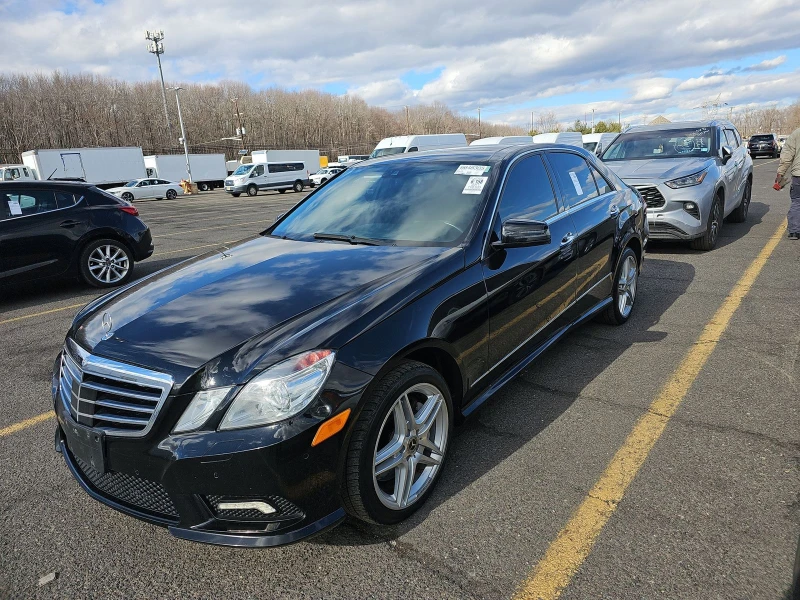 Mercedes-Benz E 55 AMG Пакет* Масаж* Обдухване* Панорама* Keyless* Na, снимка 1 - Автомобили и джипове - 48991175