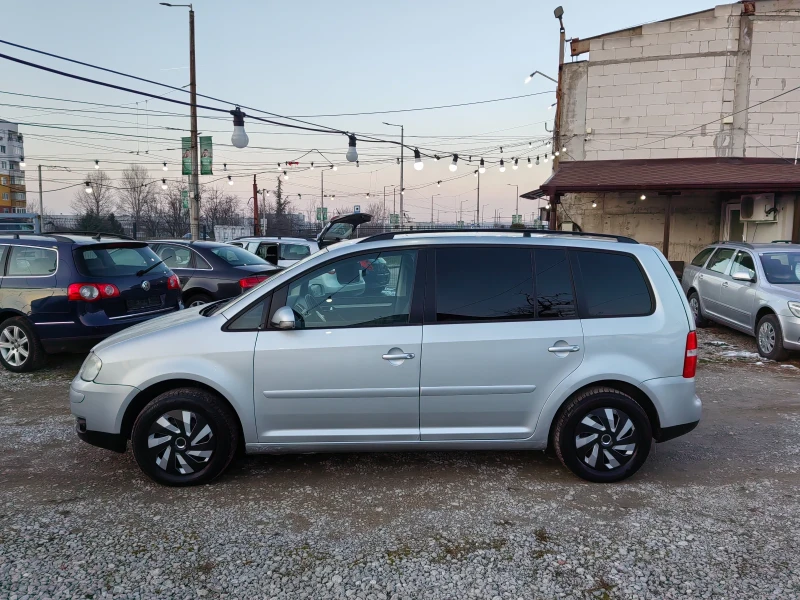 VW Touran 1.9 tdi  Navi, снимка 4 - Автомобили и джипове - 53168304