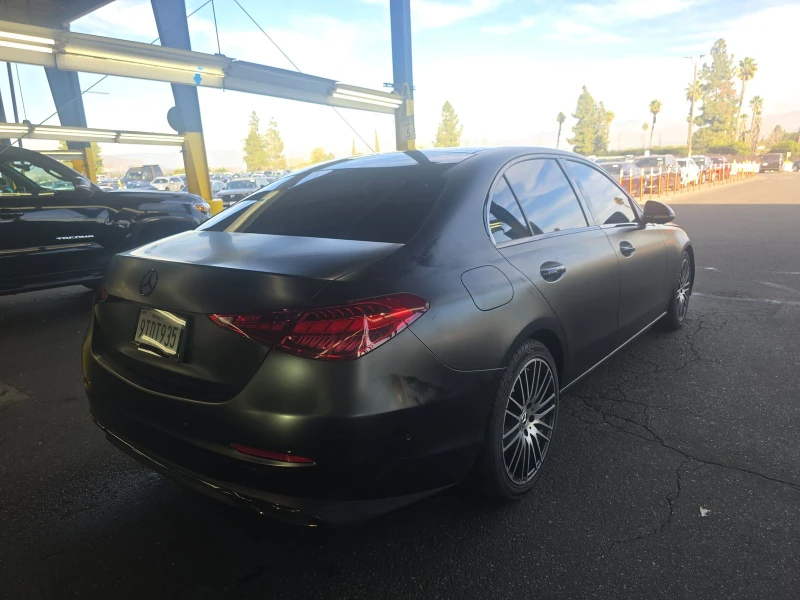 Mercedes-Benz C 300 TOP, снимка 4 - Автомобили и джипове - 53262187