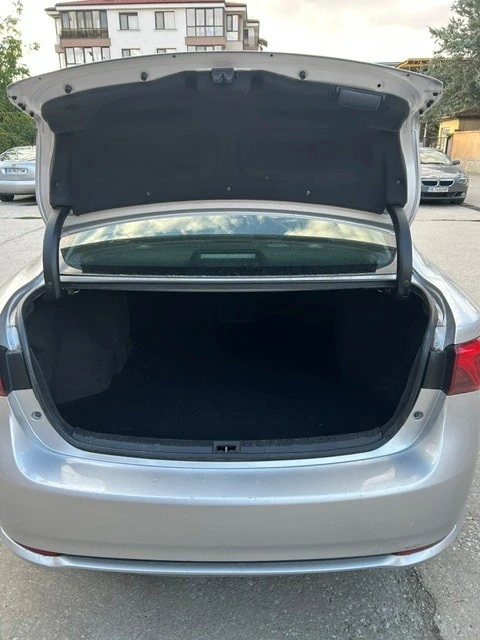 Toyota Avensis, снимка 4 - Автомобили и джипове - 56264984