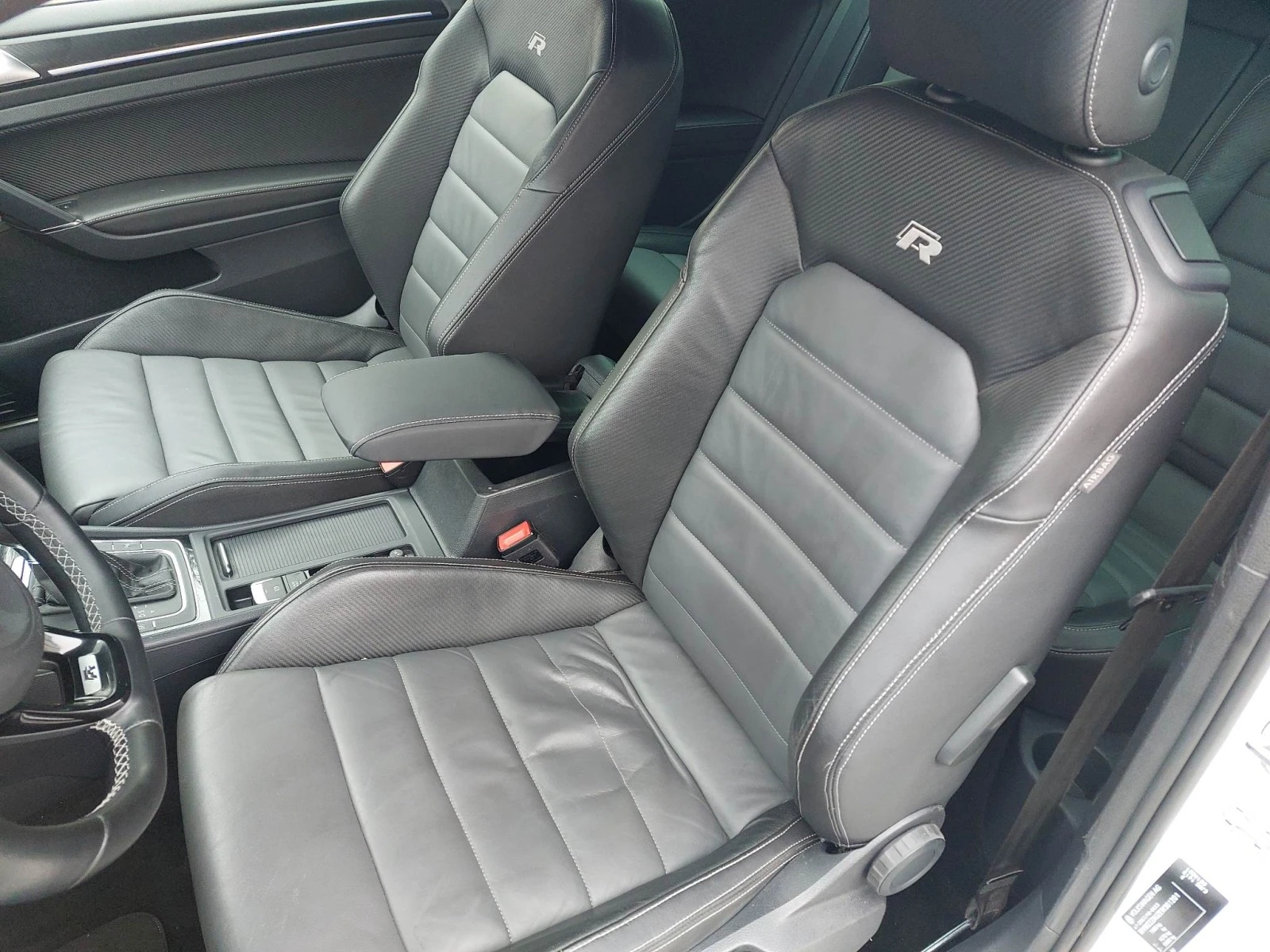 VW Golf 7 R 2, 0TSI 300ps 4x4 | Mobile.bg   11