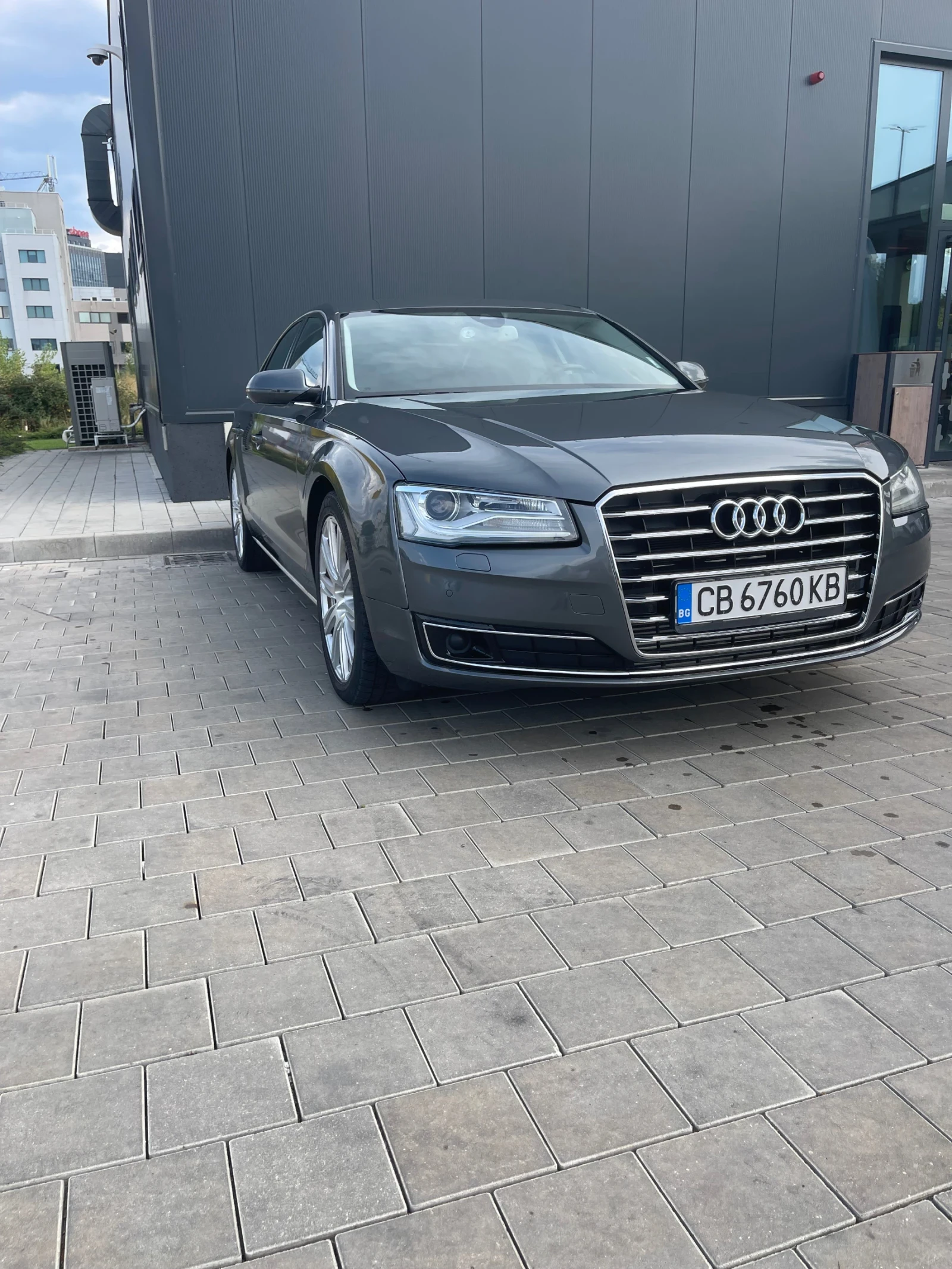 Audi A8 3.0 - изображение 4