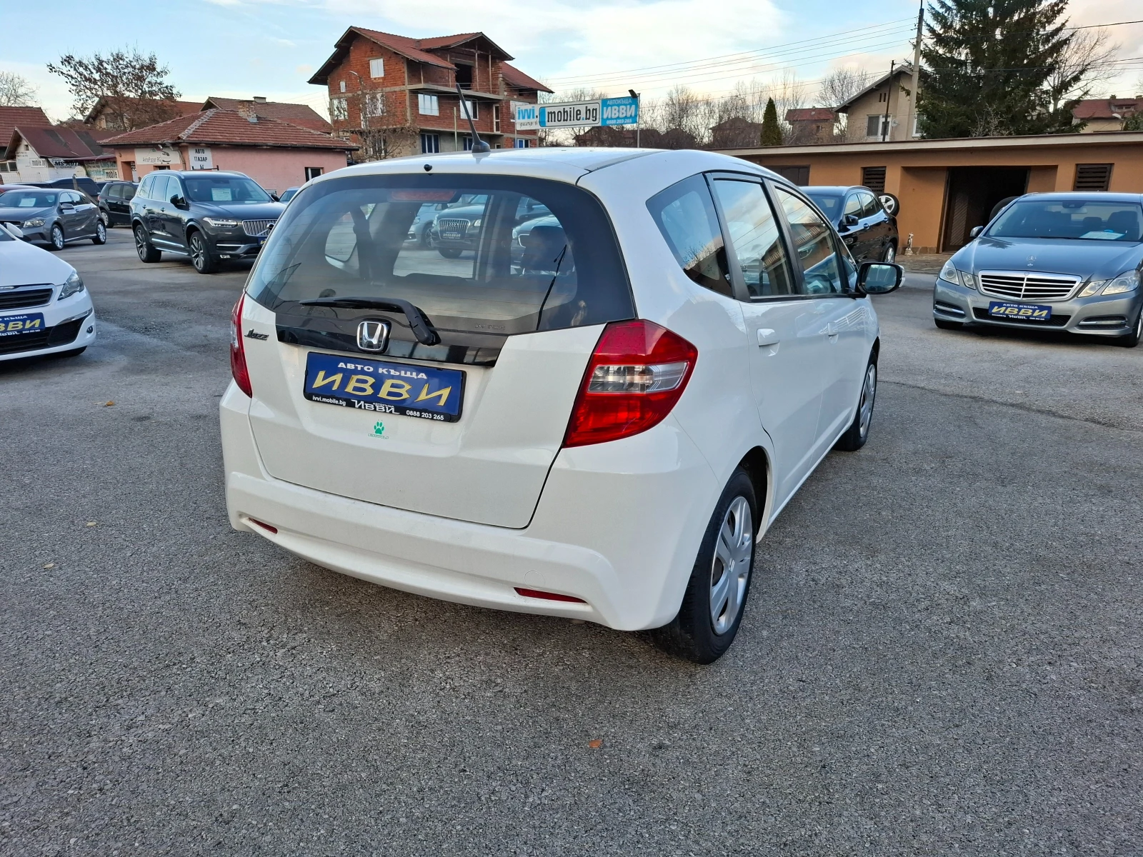 Honda Jazz 1.4 VVTI FACE LIFT - изображение 4