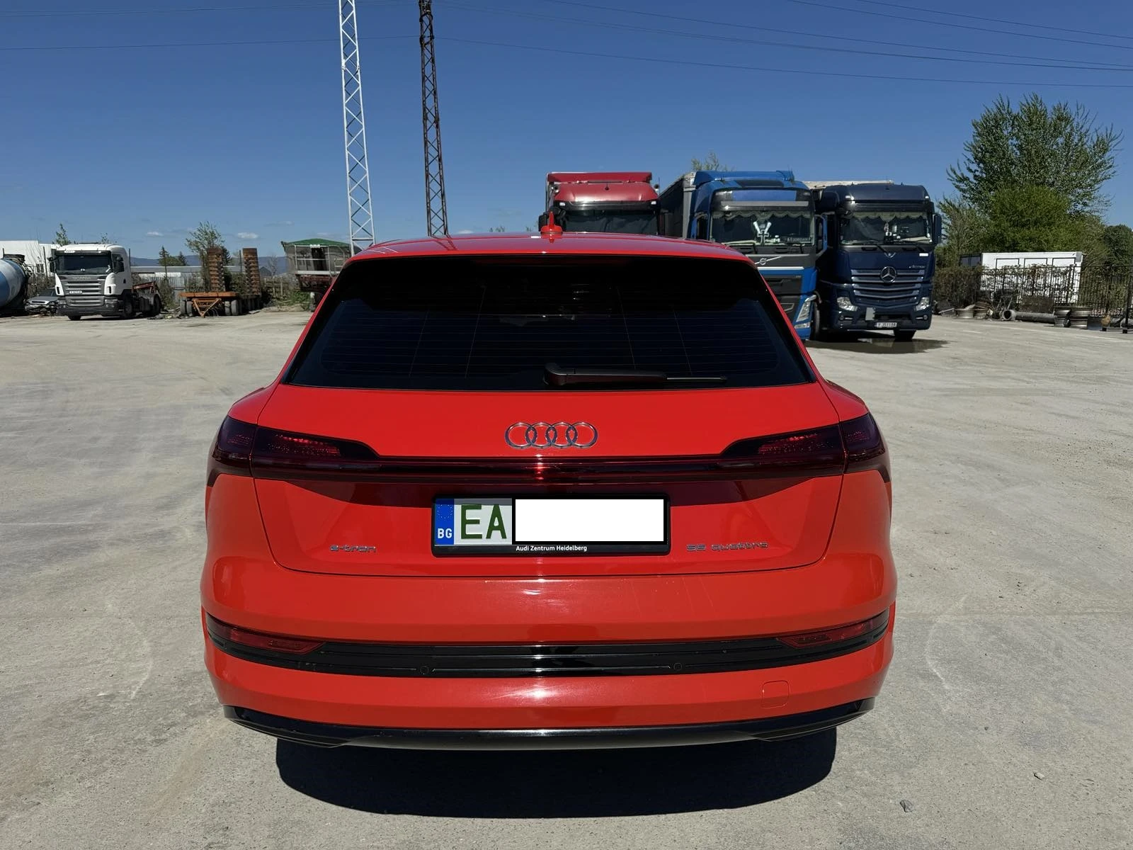 Audi E-Tron 55 - изображение 5