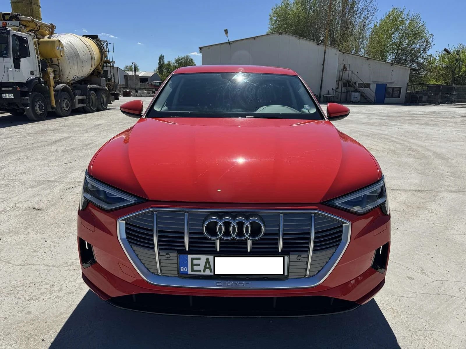 Audi E-Tron 55 - изображение 2