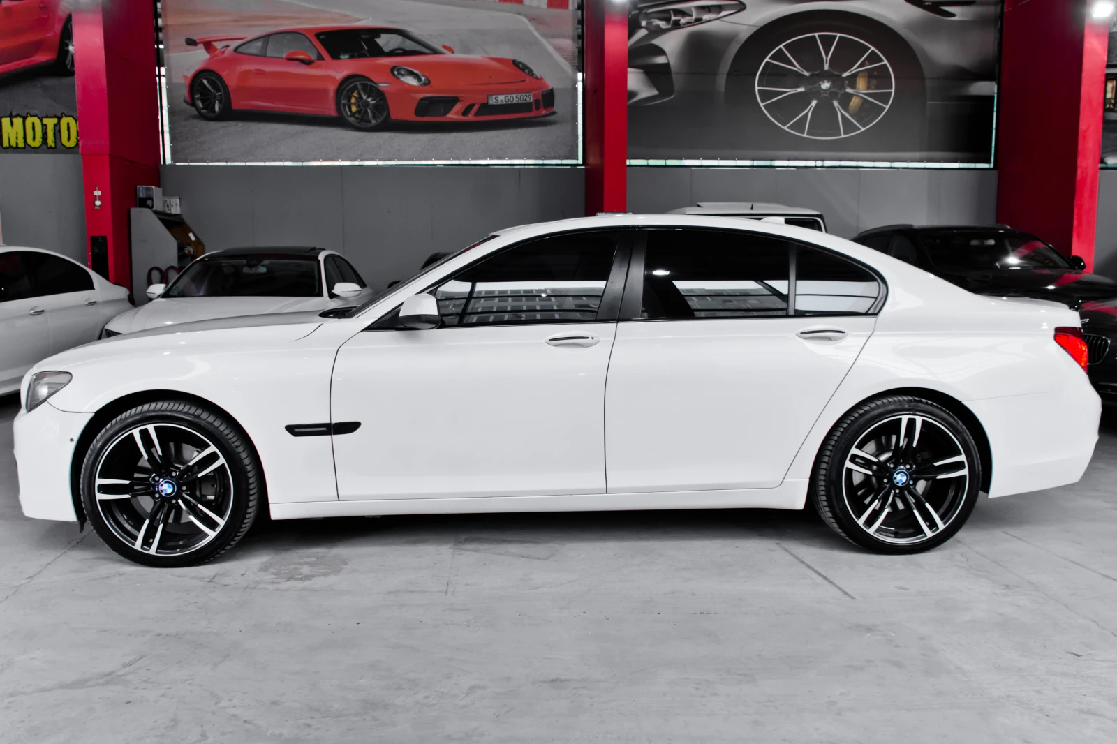 BMW 740 D M Performance - изображение 8