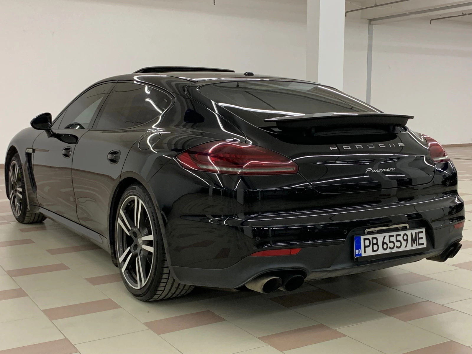 Porsche Panamera  - изображение 2