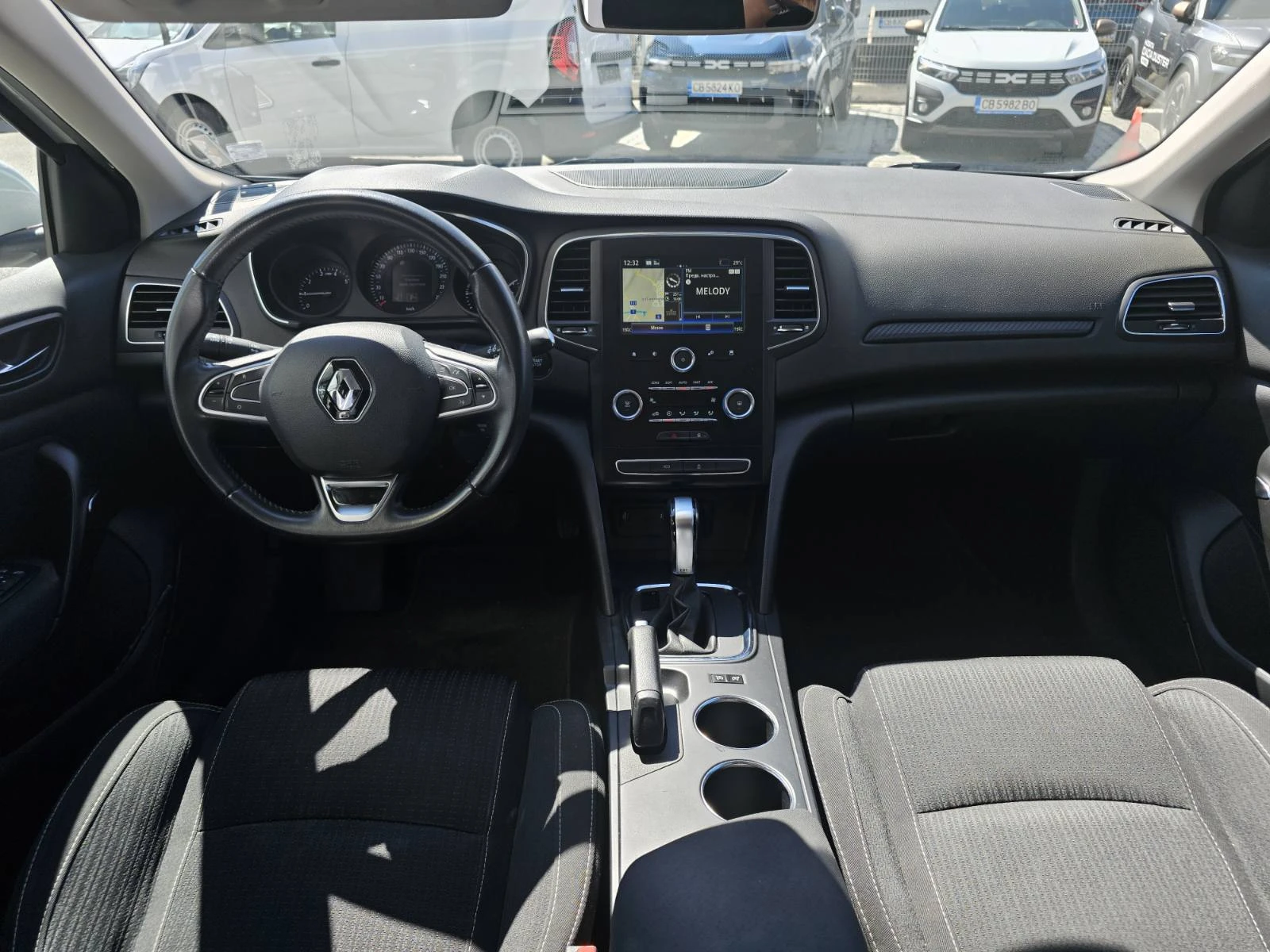 Renault Megane 1.3 TCe 140 EDC - изображение 7