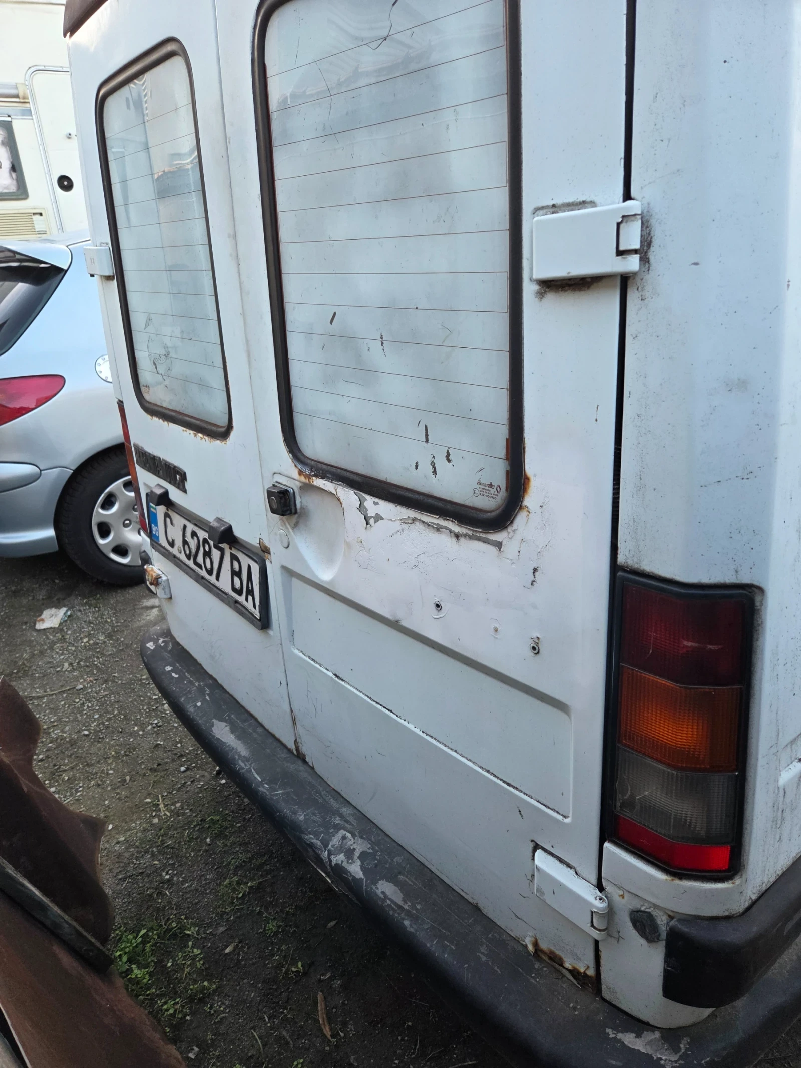 Renault Rapid 1.9 D - изображение 4