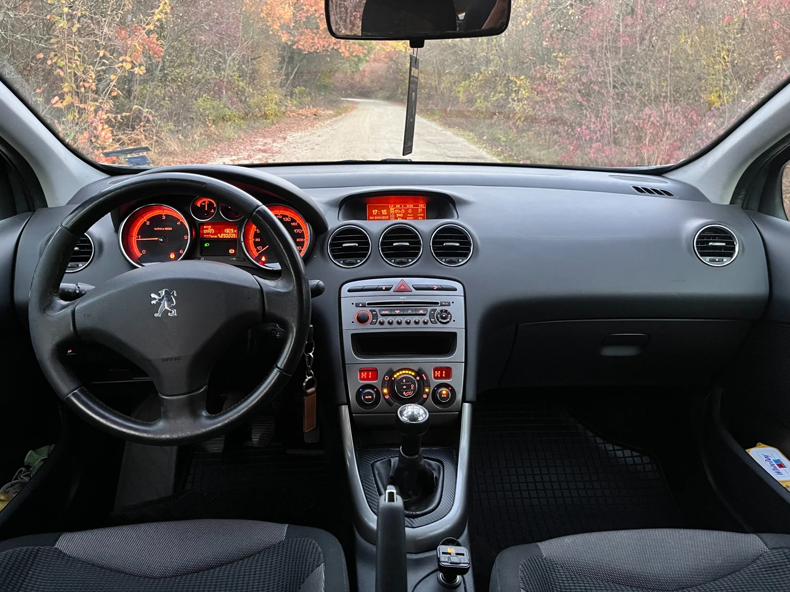 Peugeot 308  - изображение 10