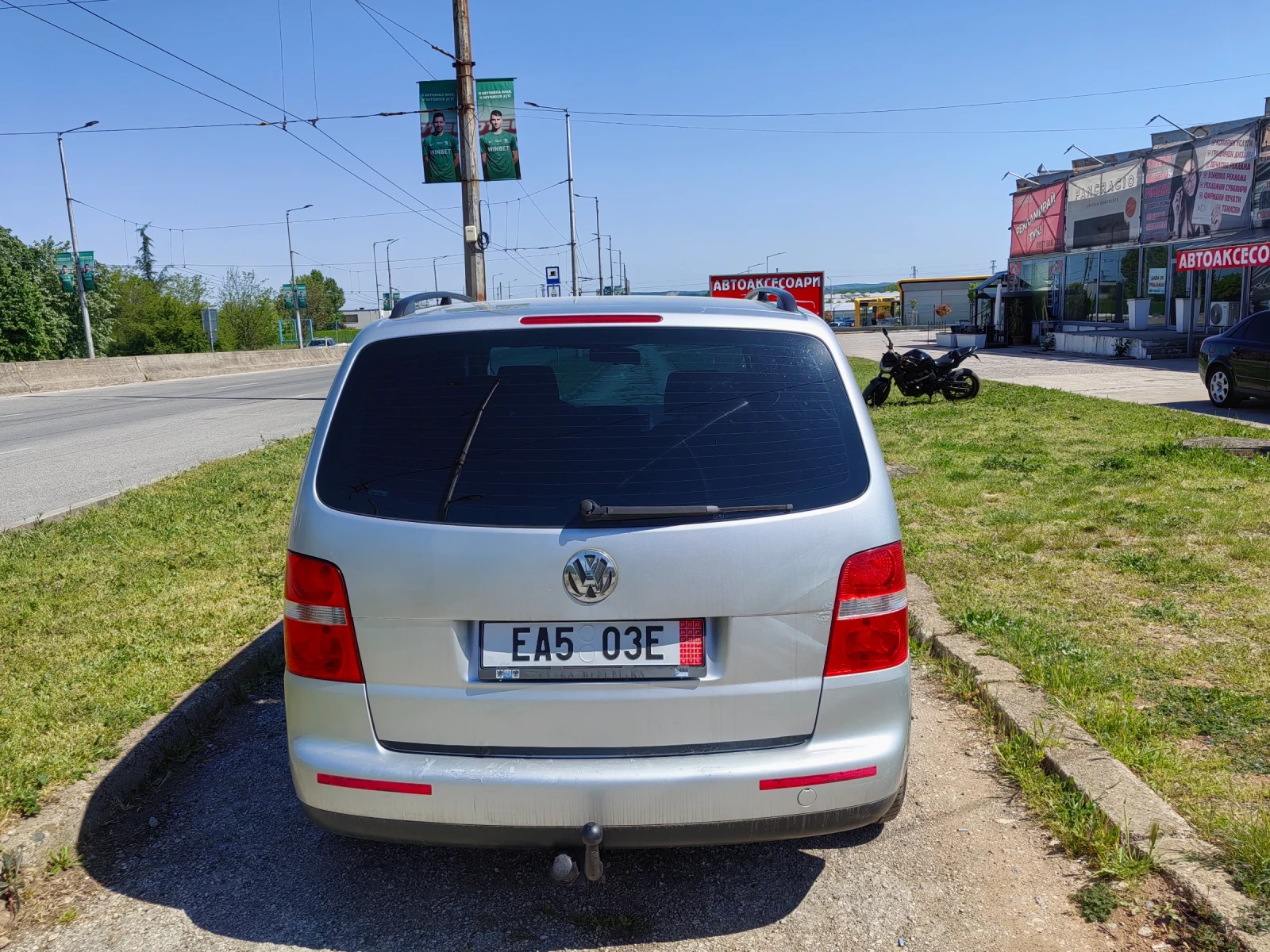 VW Touran 1.9 tdi  Navi, снимка 7 - Автомобили и джипове - 53168304