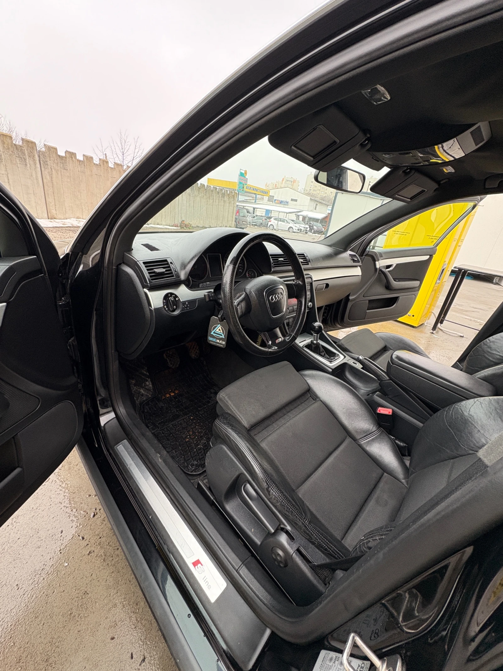 Audi A4 | Mobile.bg � ����������� 4