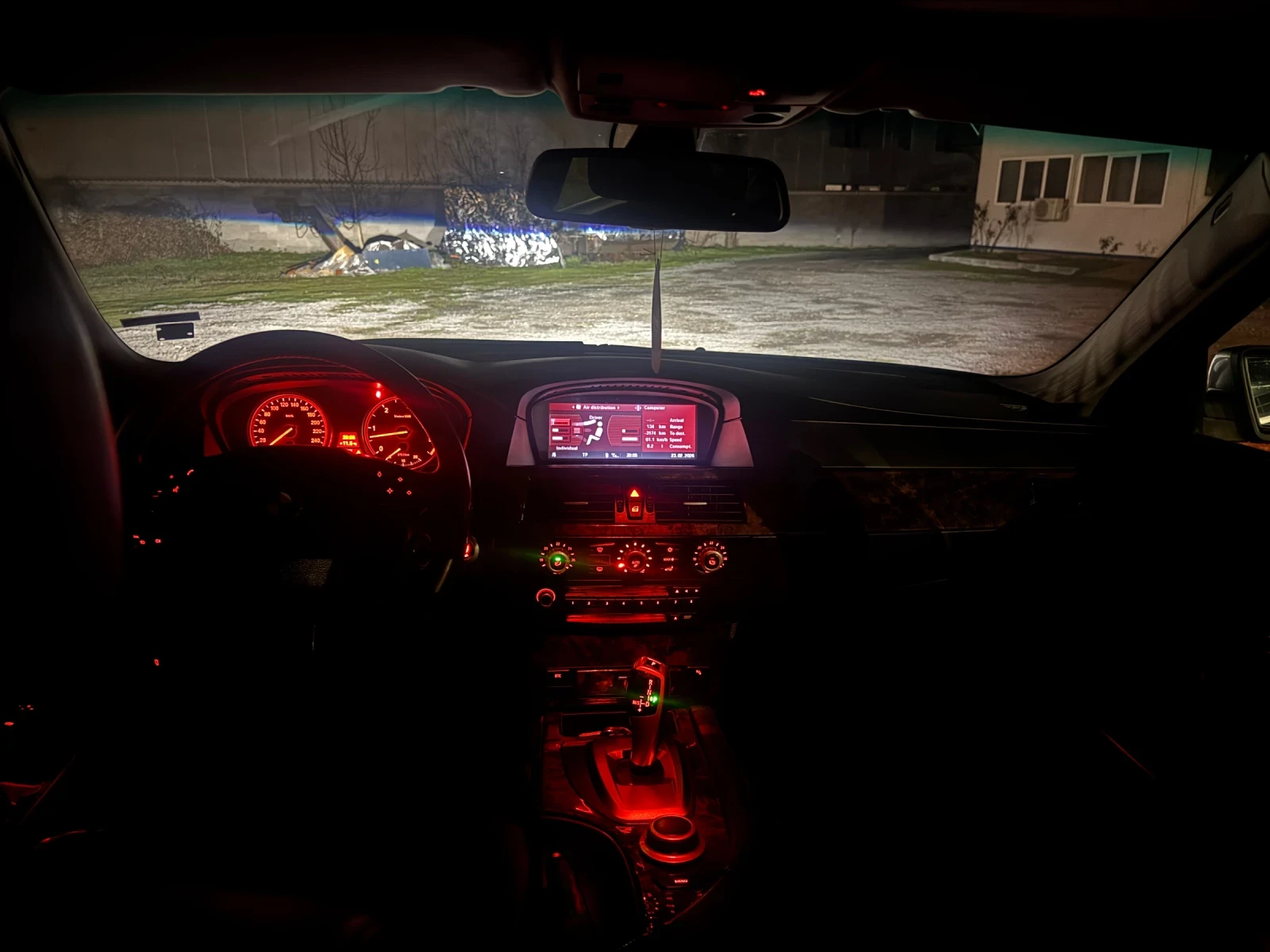 BMW 525 3.0 - 197hp XDRIVE | Mobile.bg � ����������� 12