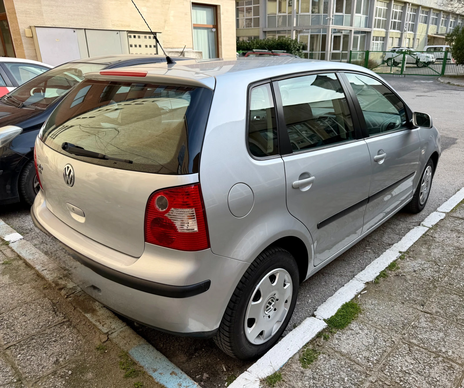 VW Polo 1.2i Family 100%km - изображение 4