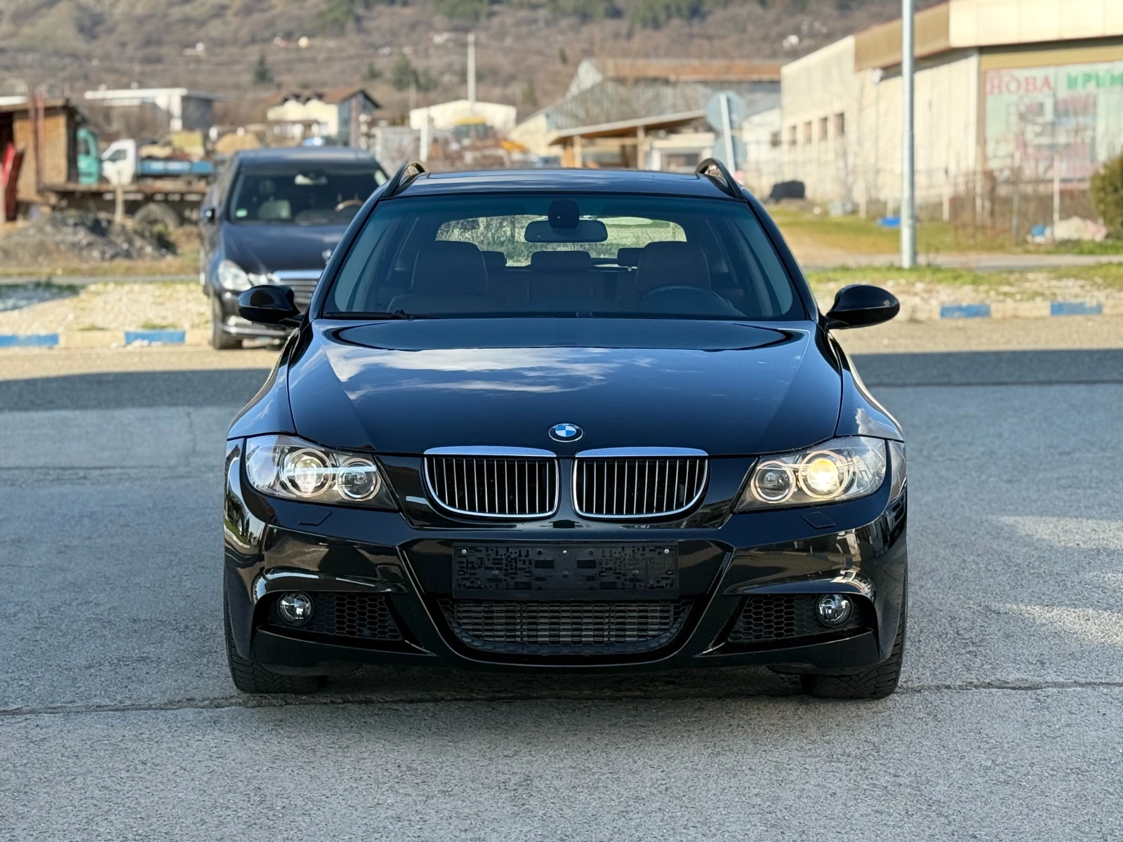 BMW 335 M Pack/Panorama - изображение 2