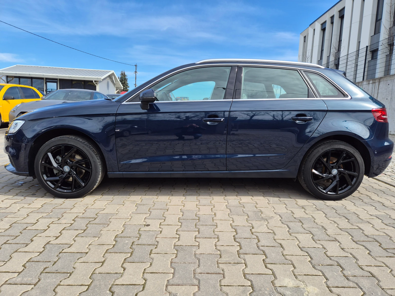 Audi A3 2.0TDI 150kc SPORT, снимка 3 - Автомобили и джипове - 53788411