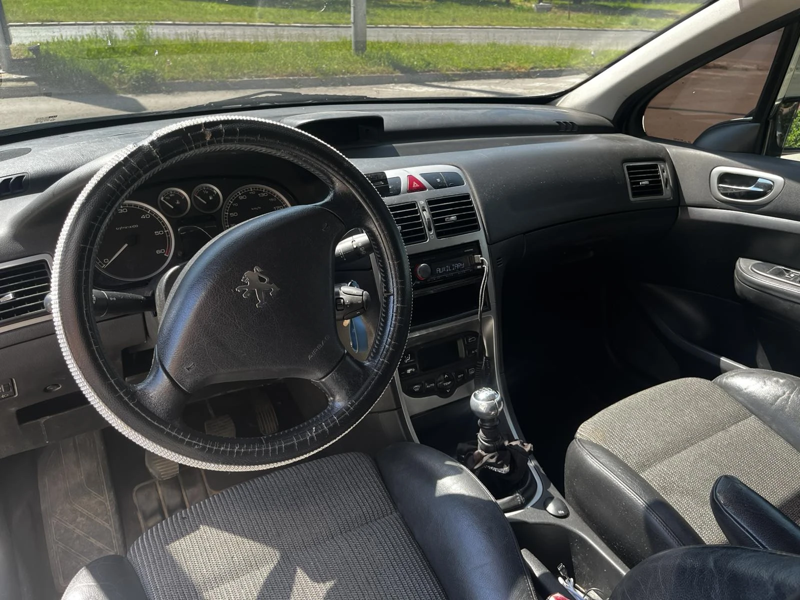 Peugeot 307 2.0 HDI 136hp, снимка 9 - Автомобили и джипове - 54914609