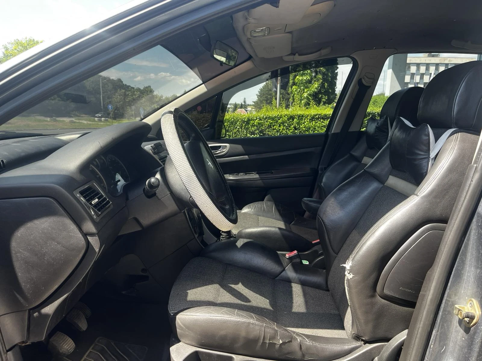 Peugeot 307 2.0 HDI 136hp, снимка 8 - Автомобили и джипове - 54914609
