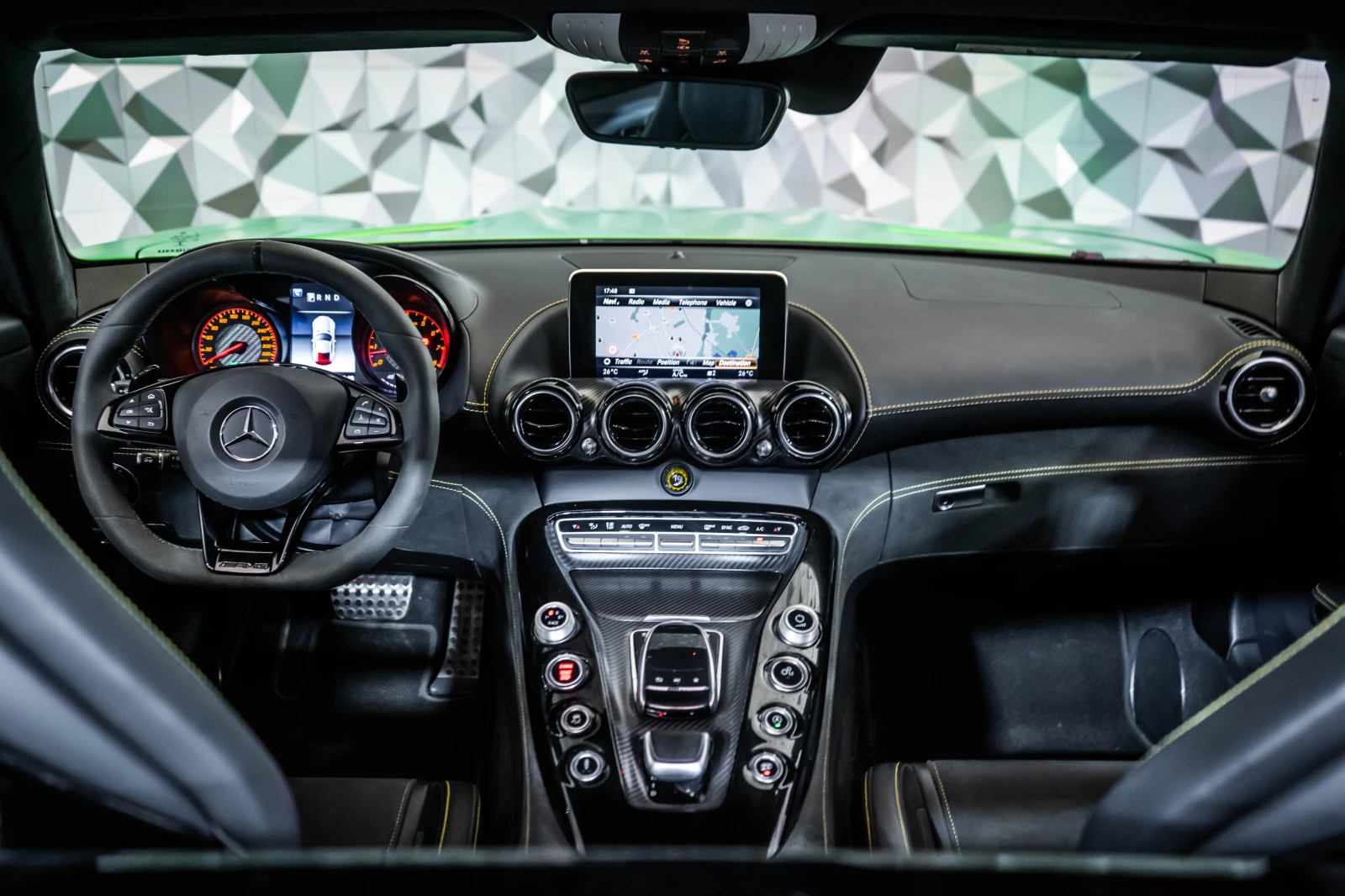 Mercedes-Benz AMG GT R Burmester* Camera, снимка 11 - Автомобили и джипове - 54931505