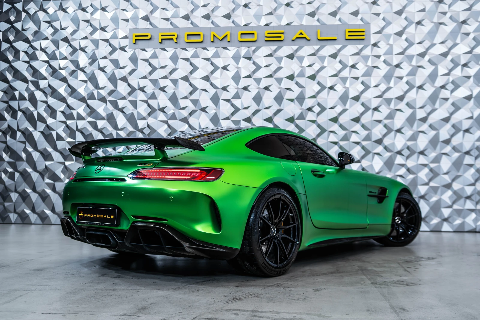 Mercedes-Benz AMG GT R Burmester* Camera, снимка 4 - Автомобили и джипове - 54931505