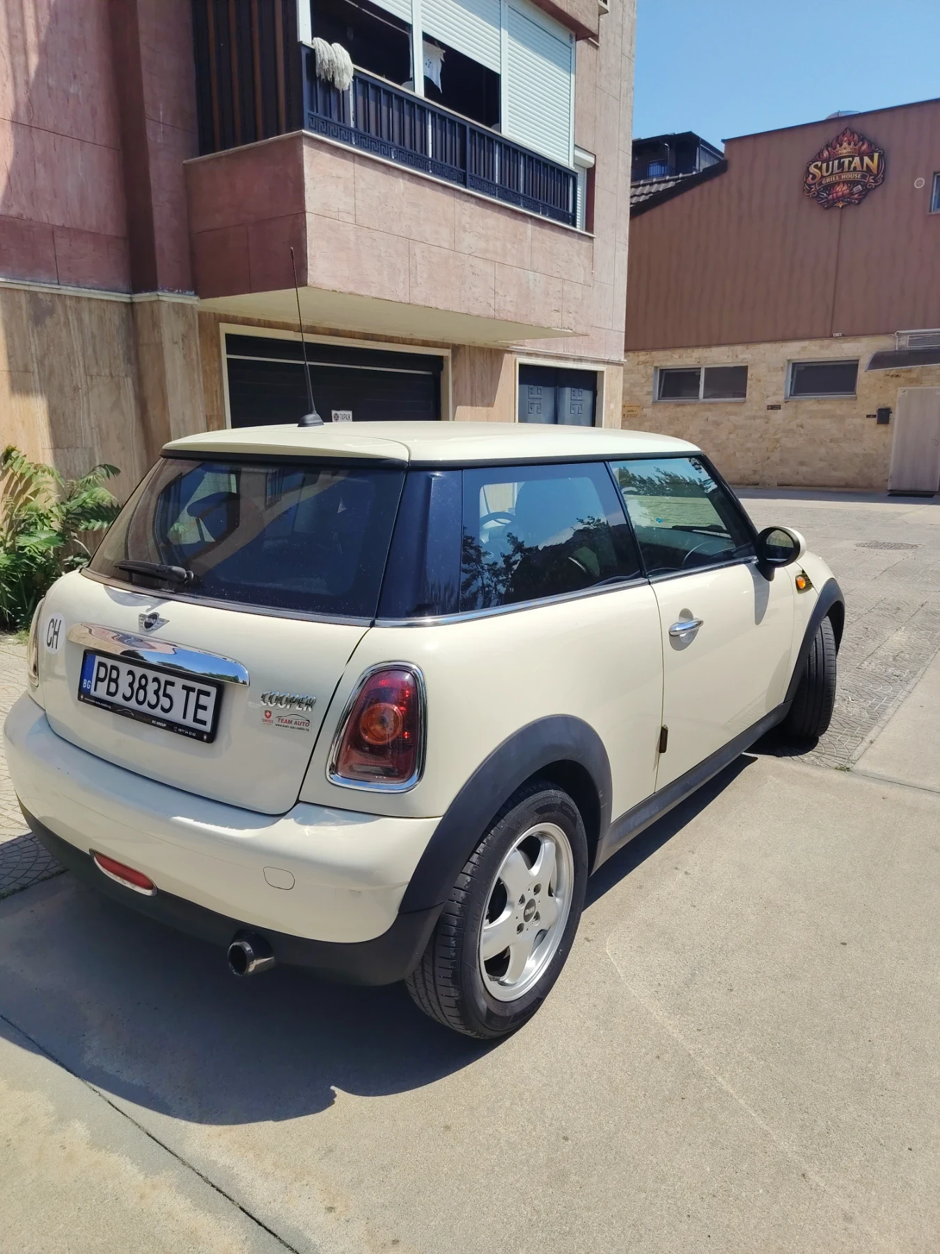 Mini Cooper Mini Cooper 1.6 benzin 132 k. C, снимка 2 - Автомобили и джипове - 55350869